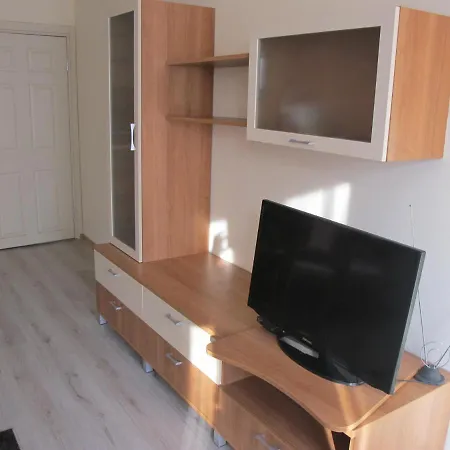 Διαμέρισμα Sea Garden Lazur Apartment Μπουργκάς